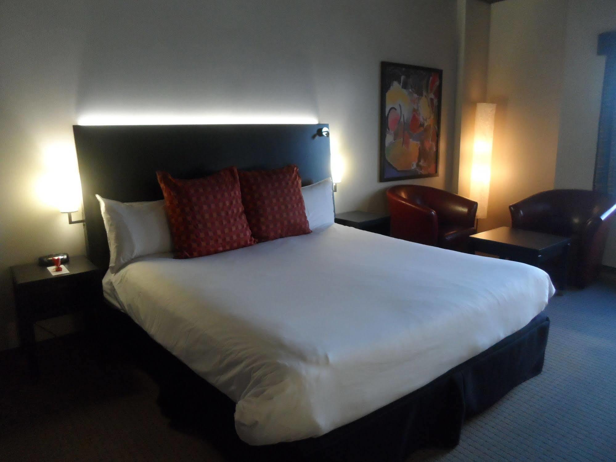 Grand Times Hotel - Aeroport De Quebec Luaran gambar