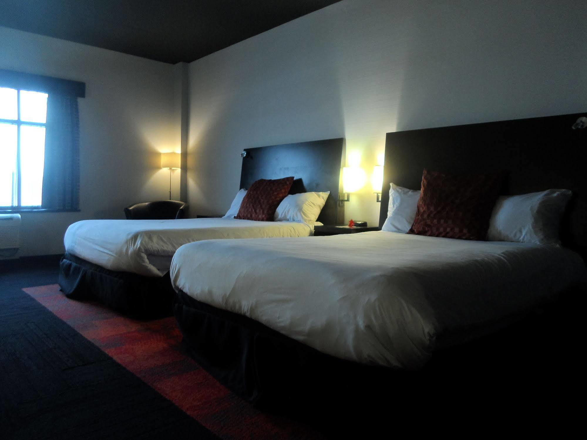Grand Times Hotel - Aeroport De Quebec Luaran gambar